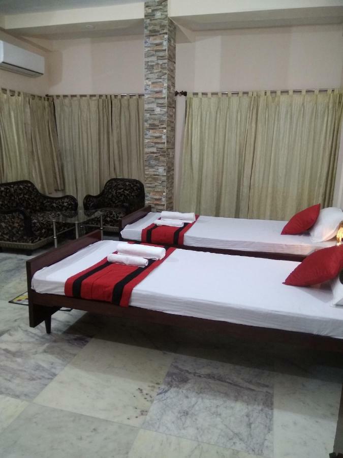 Bed and Breakfast Kollolini Calcuta Exterior foto